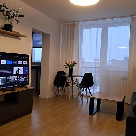 Kawalerka 28M Salon Z Kuchnia Centrum Nowy Sącz Eksteriør billede