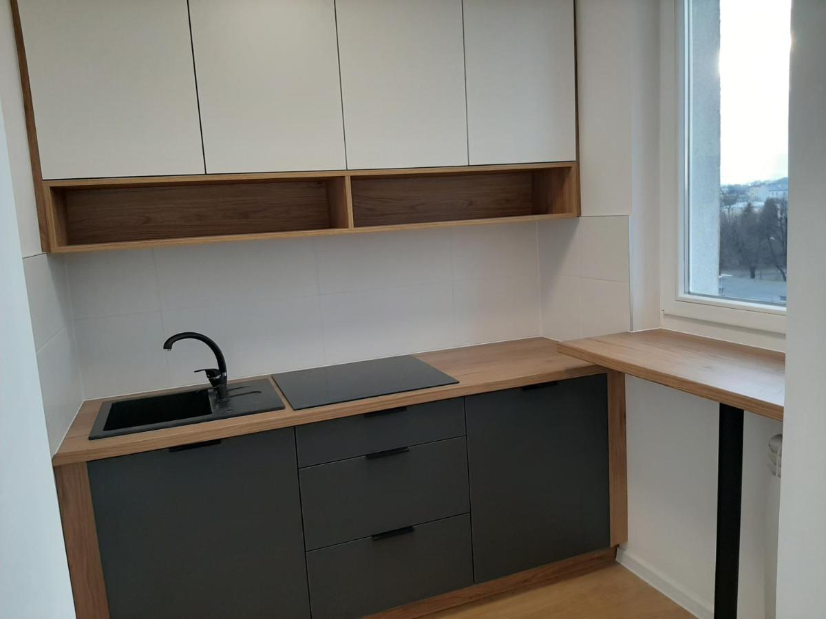 Kawalerka 28M Salon Z Kuchnia Centrum Nowy Sącz Eksteriør billede