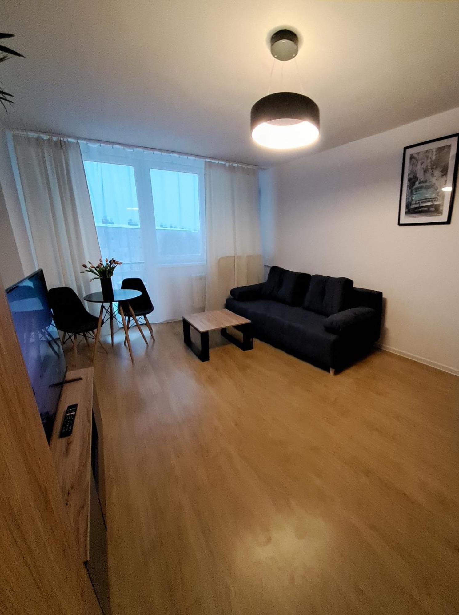 Kawalerka 28M Salon Z Kuchnia Centrum Nowy Sącz Eksteriør billede