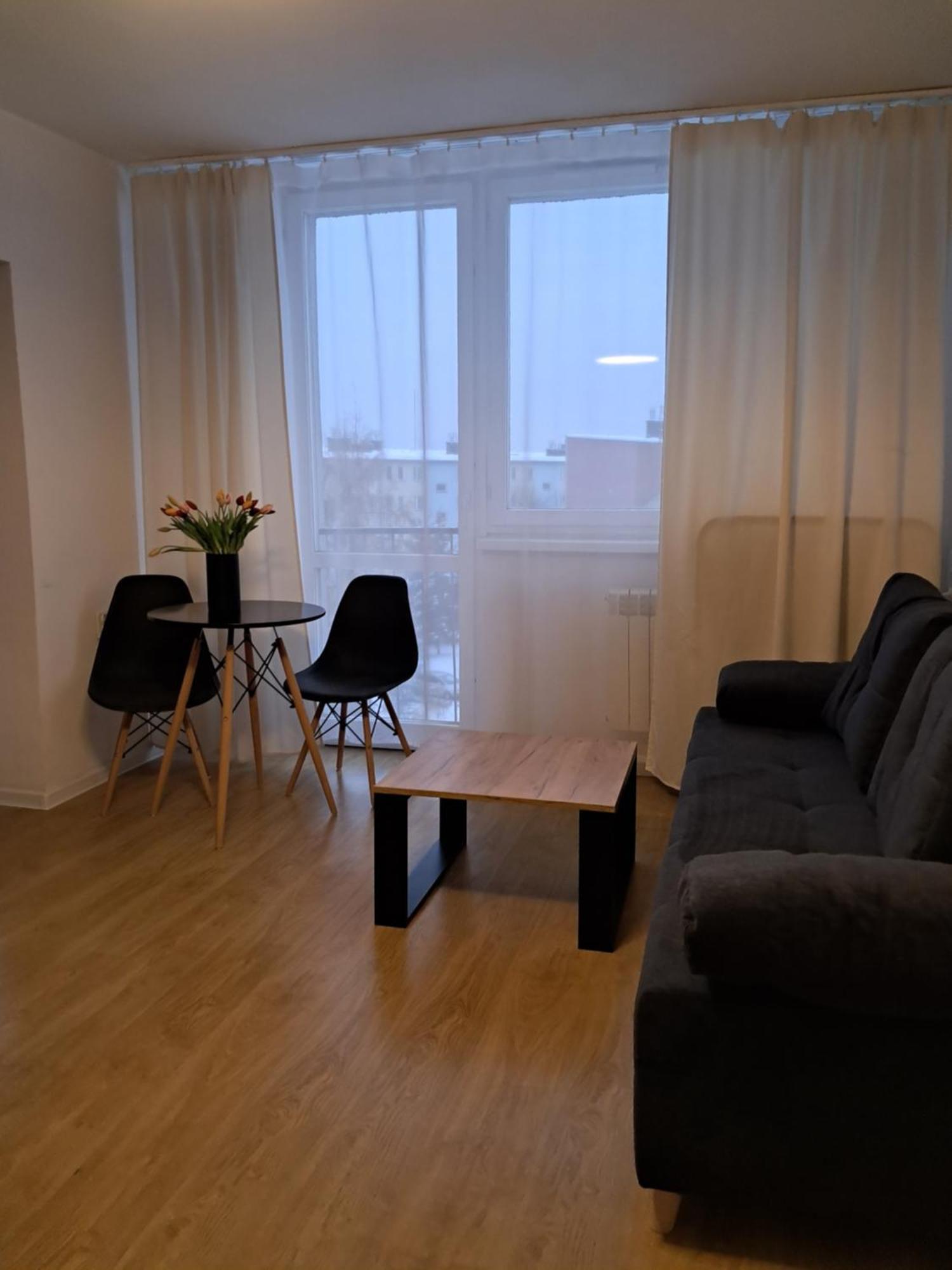 Kawalerka 28M Salon Z Kuchnia Centrum Nowy Sącz Eksteriør billede